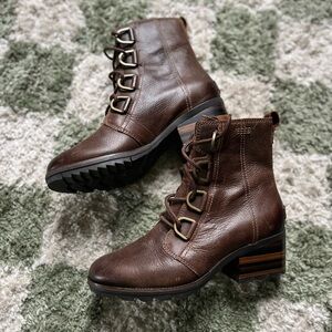 Sorel Cate Lace Up Boots